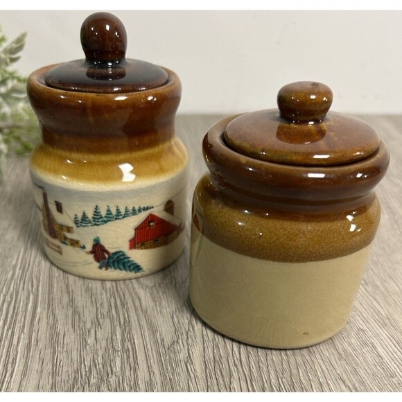 Set Of 2 Vintage Miniature Crock Jars 3” Christmas Winter Scene & Plain Brown - Picture 2 of 10
